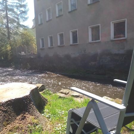 Ferienwohnung Zum Sebnitzer Hirsch Buitenkant foto